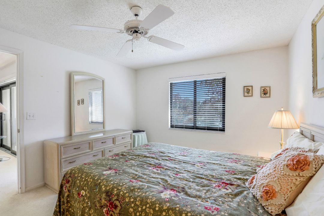 5784 Deauville Cir #B-302, Naples, FL 34112