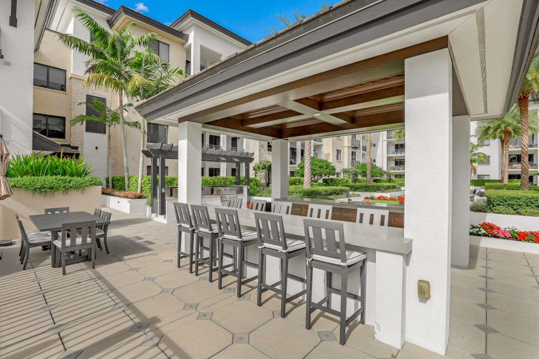 1035 3rd Ave S #311, Naples, FL 34102