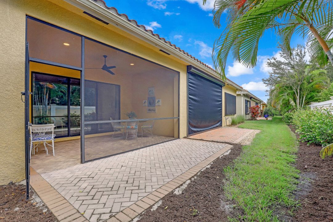 13395 Silktail Dr, Naples, FL 34109