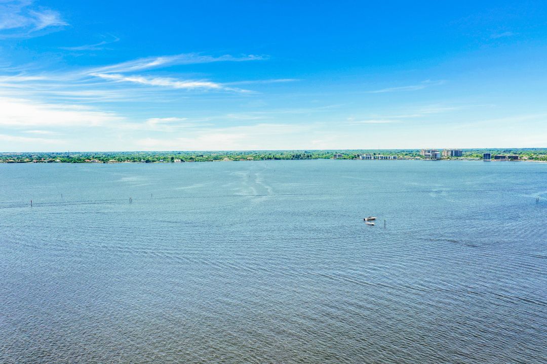 1901 Clifford St #Apt 1401, Fort Myers, FL 33901