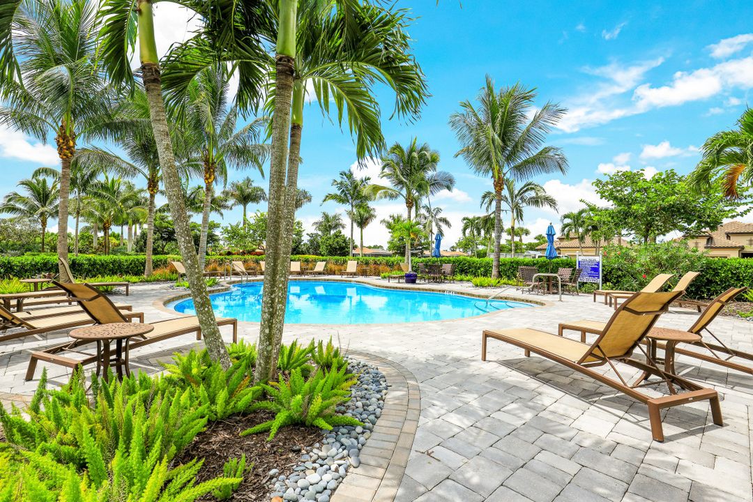 19657 Estero Pointe Ln, Fort Myers, FL 33908