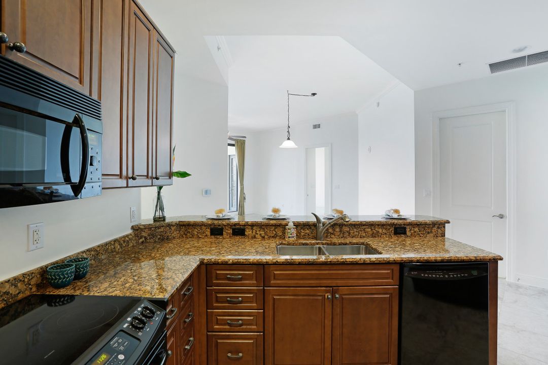 5781 Cape Harbour Dr, Cape Coral, FL 33914