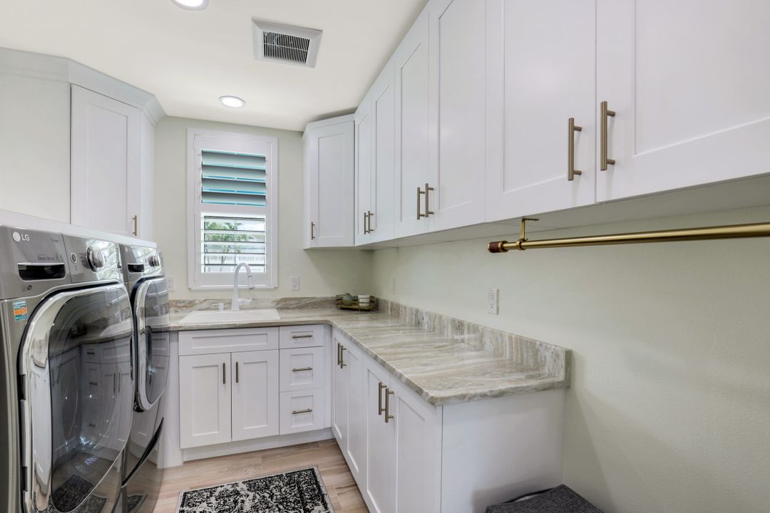 27050 Flamingo Dr, Bonita Springs, FL 34135