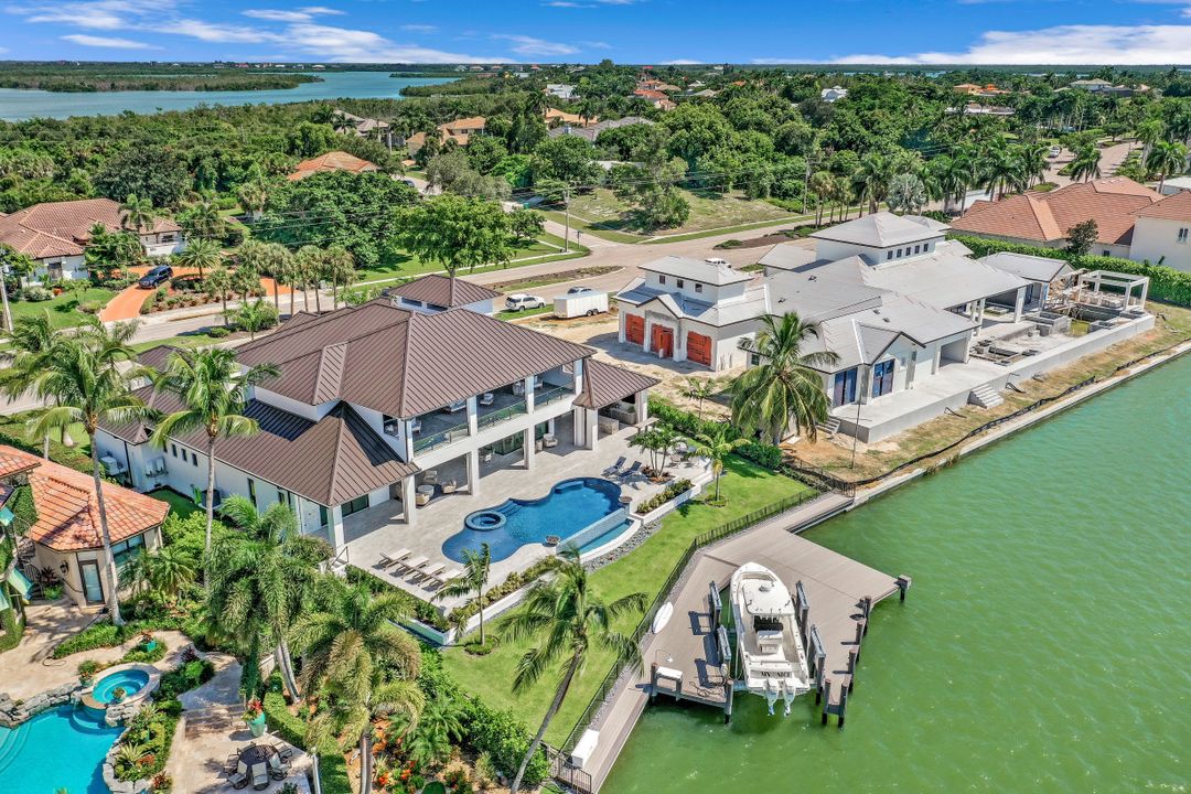 680 S Barfield Dr, Marco Island, FL 34145