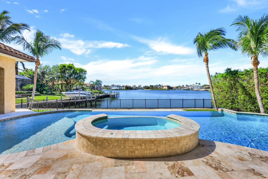 590 S Heathwood Dr, Marco Island, FL 34145