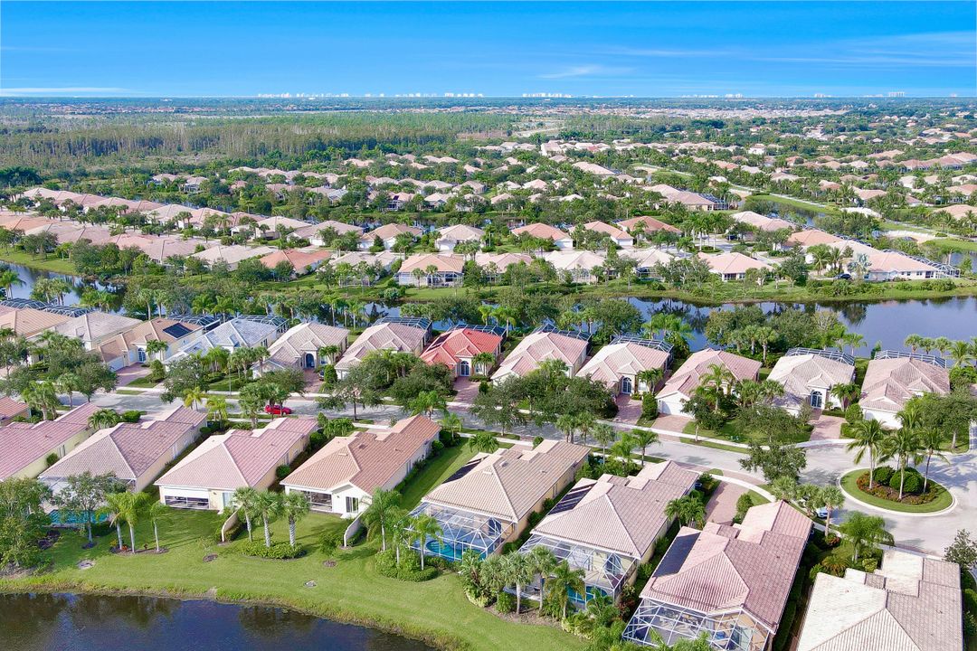 28627 Wahoo Dr, Bonita Springs, FL 34135