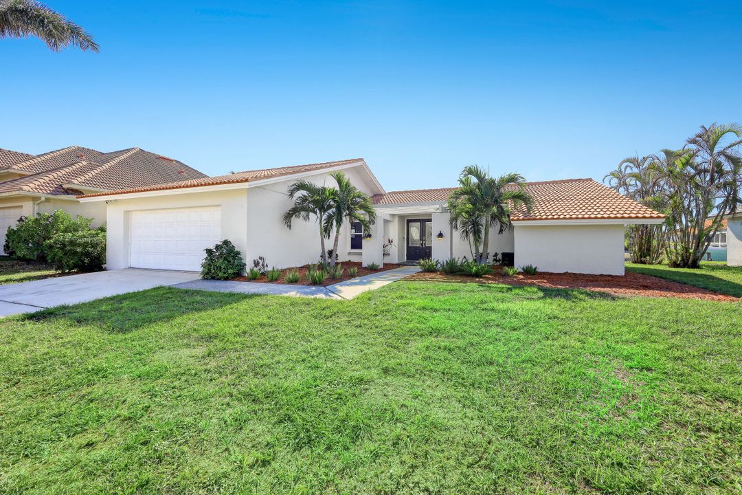 799 Caribbean Ct, Marco Island, FL 34145