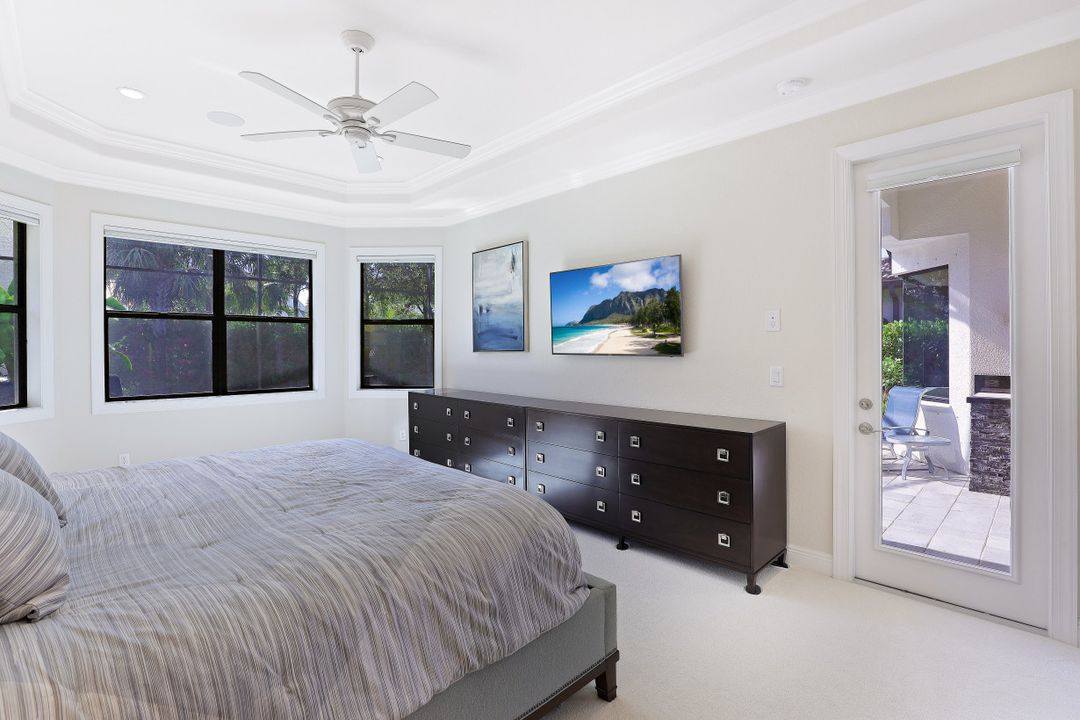 10102 Palazzo Dr, Naples, FL 34119