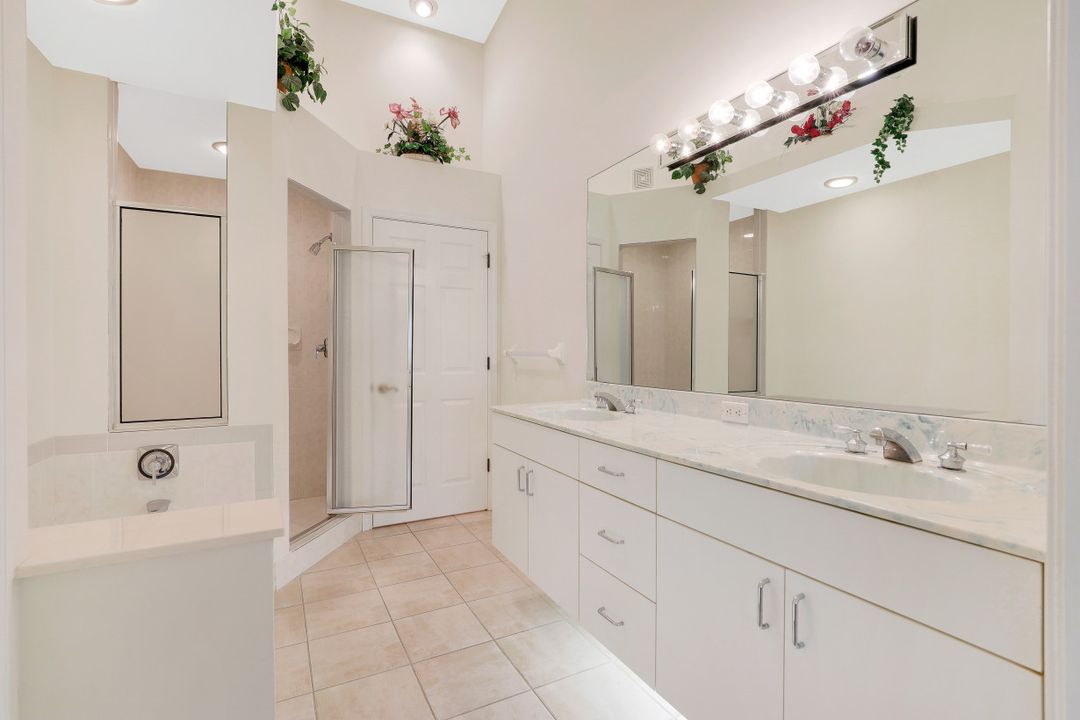 1650 Windy Pines Dr #8, Naples, FL 34112