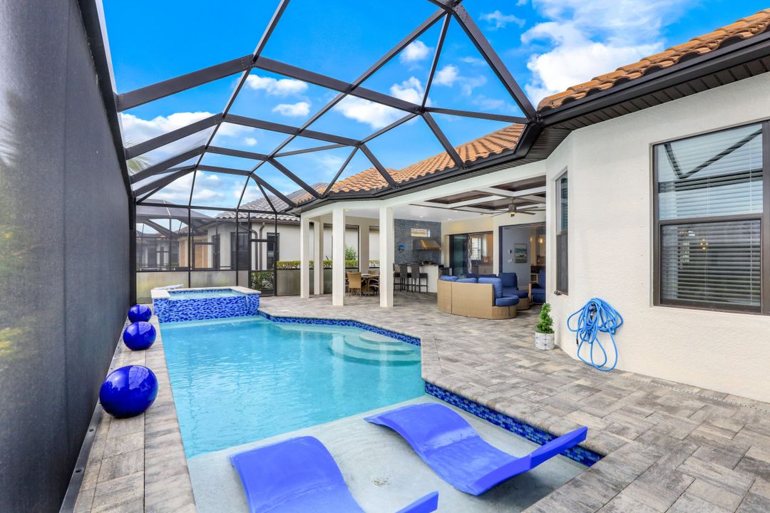 3254 Belon Ln, Naples, FL 34114