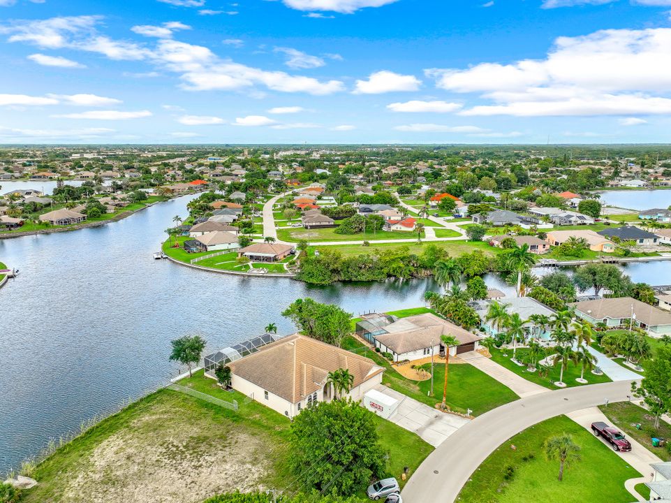 118 NE 21st Ave, Cape Coral, FL 33909