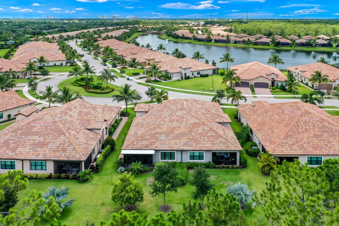 9167 Isla Bella Cir, Bonita Springs, FL 34135