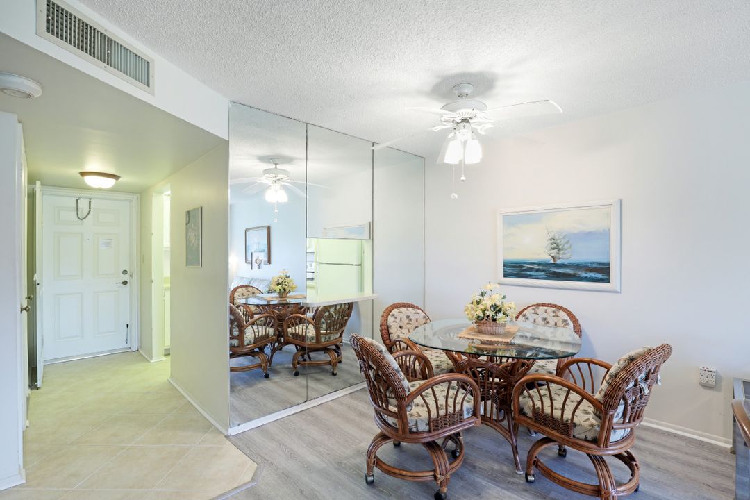 300 Forest Lakes Blvd #102, Naples, FL 34105