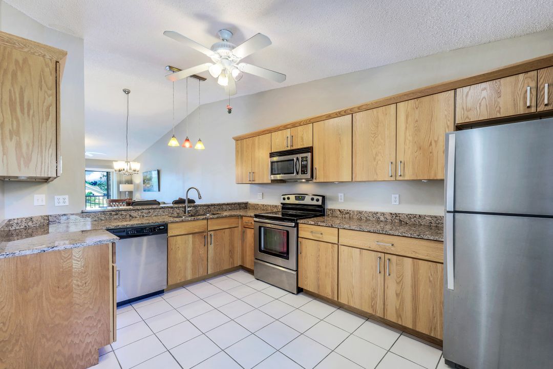 810 New Waterford Dr #201, Naples, FL 34104