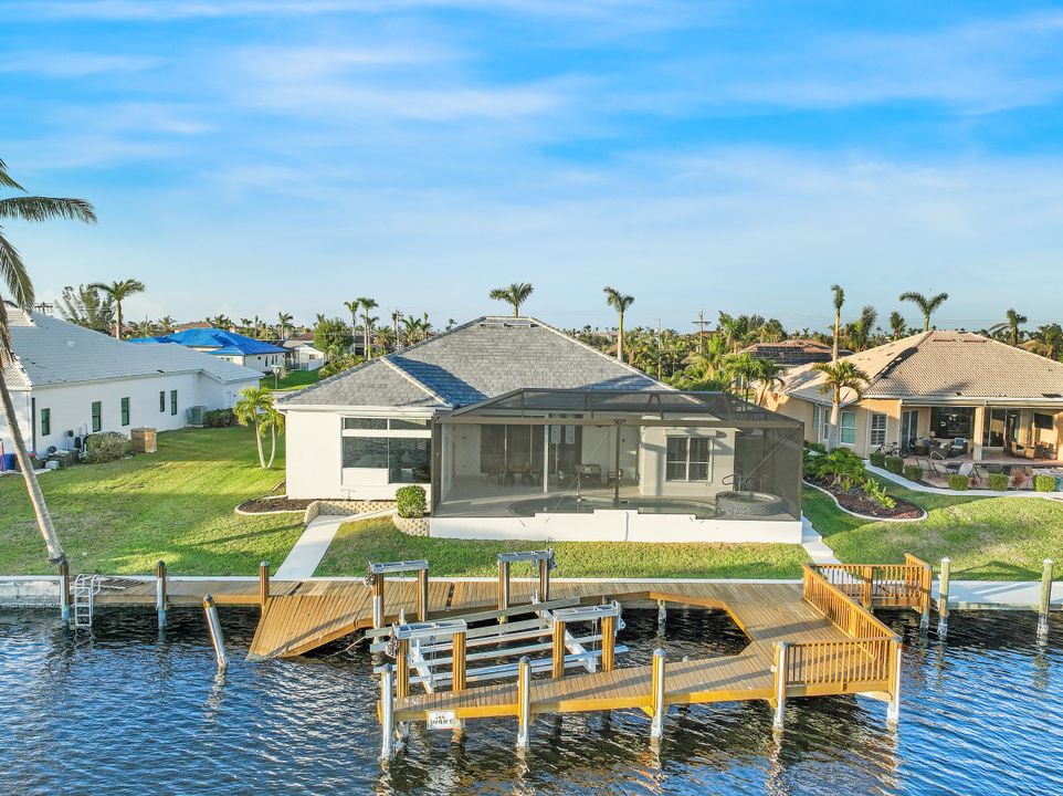 2200 El Dorado Pkwy W, Cape Coral, FL 33914