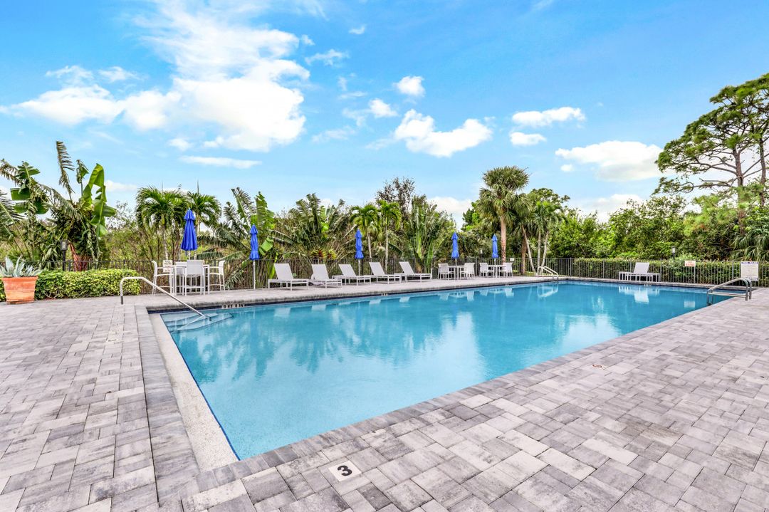 25670 Springtide Ct, Bonita Springs, FL 34135