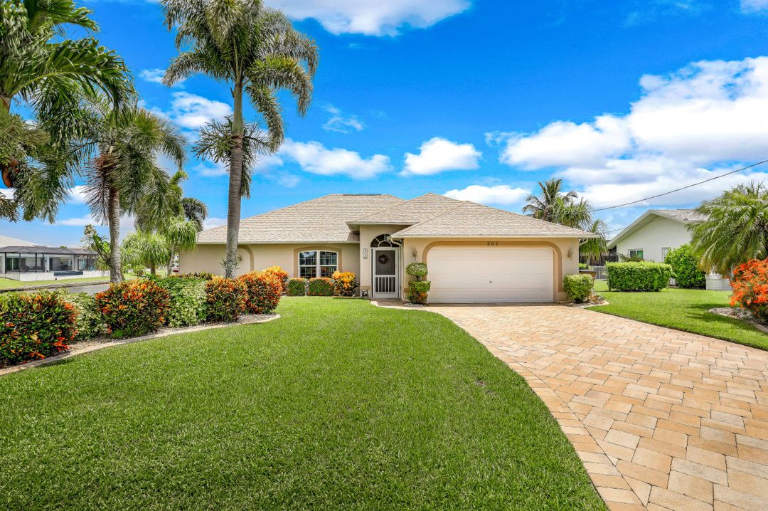 202 SW 37th Terrace, Cape Coral, FL 33914