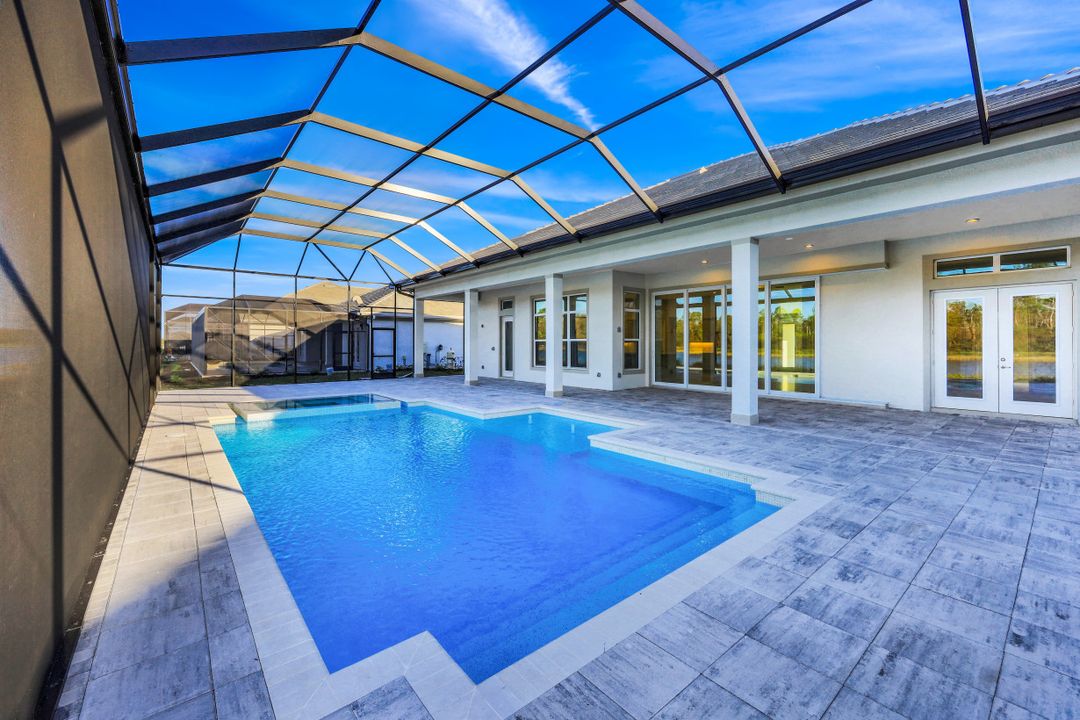 14310 Laguna Spgs Ln, , FL 34114