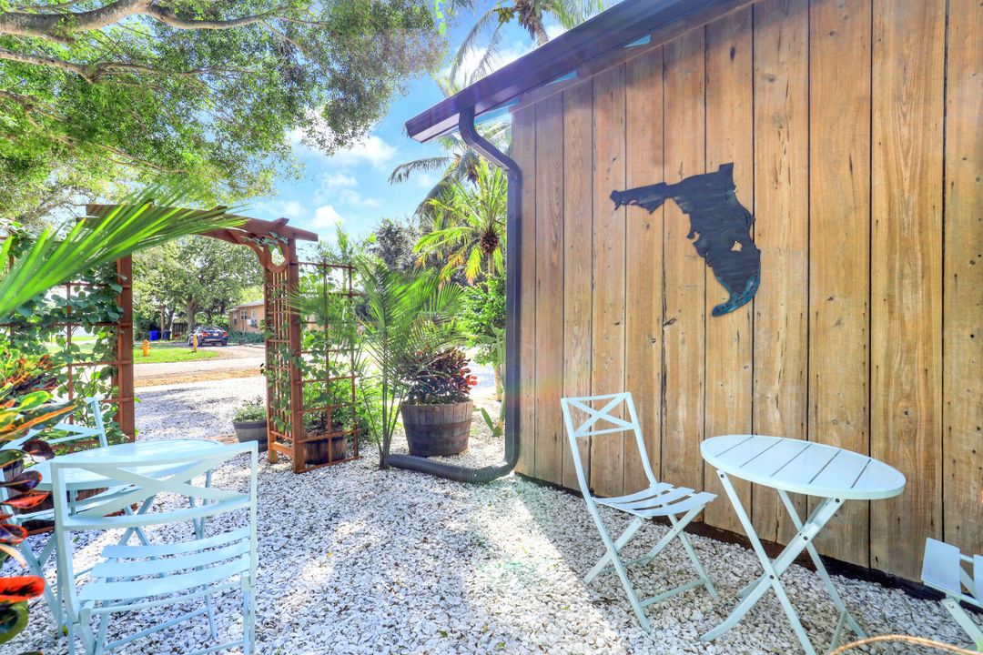 2204 Brevard Ave, Fort Myers, FL 33901