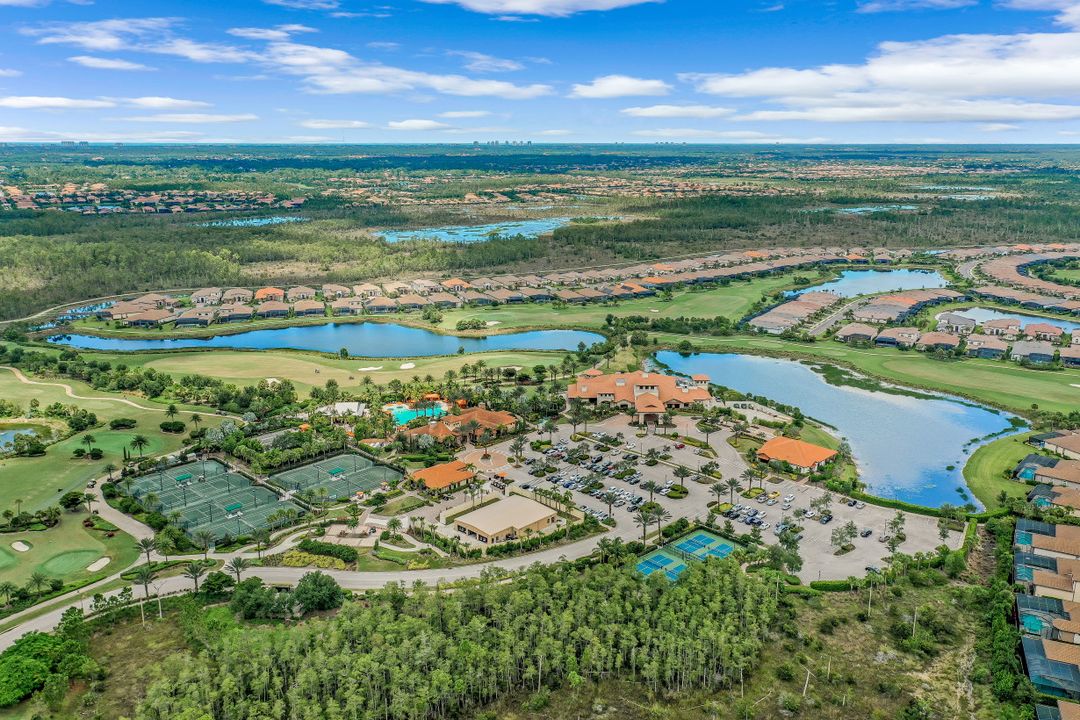 9249 Esplanade Blvd, Naples, FL 34119