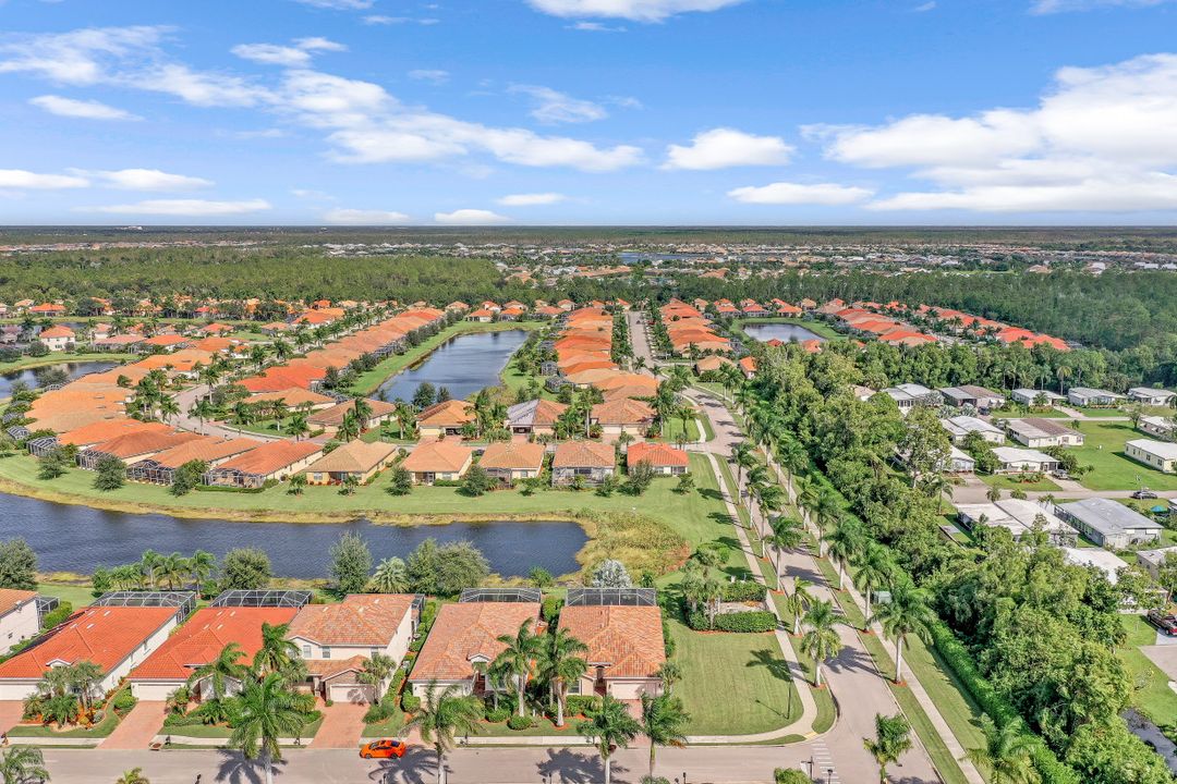 14615 Fern Lake Ct, Naples, FL 34114