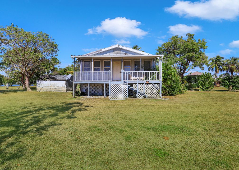 173 N Lopez Ln, Chokoloskee, FL 34138