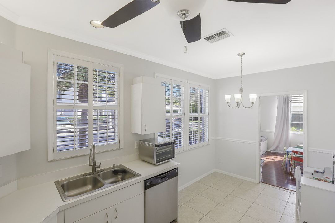 3720 Fieldstone Blvd #7-104, Naples, FL 34109