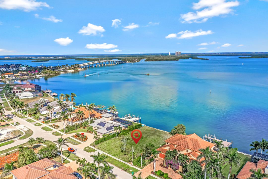 1457 Butterfield Ct, Marco Island, FL 34145