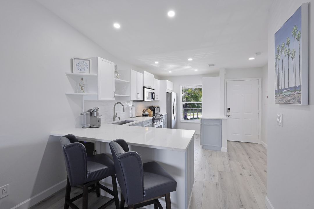 1315 Mainsail Dr #1113, Naples, FL 34114