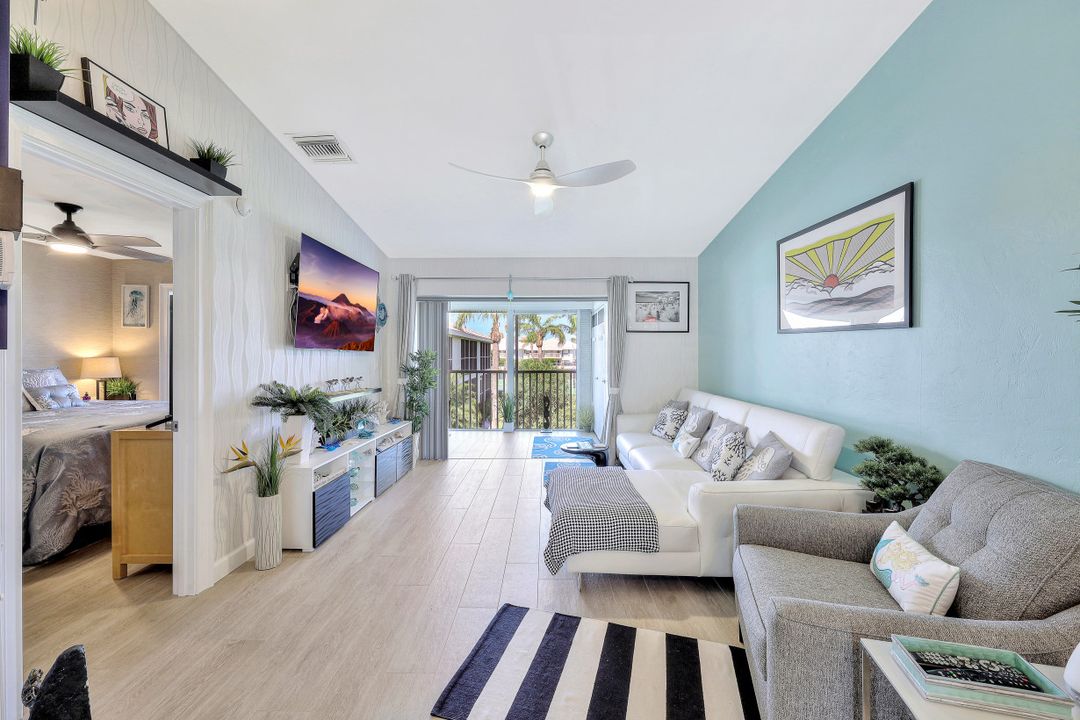 651 W Elkcam Cir #824, Marco Island, FL 34145