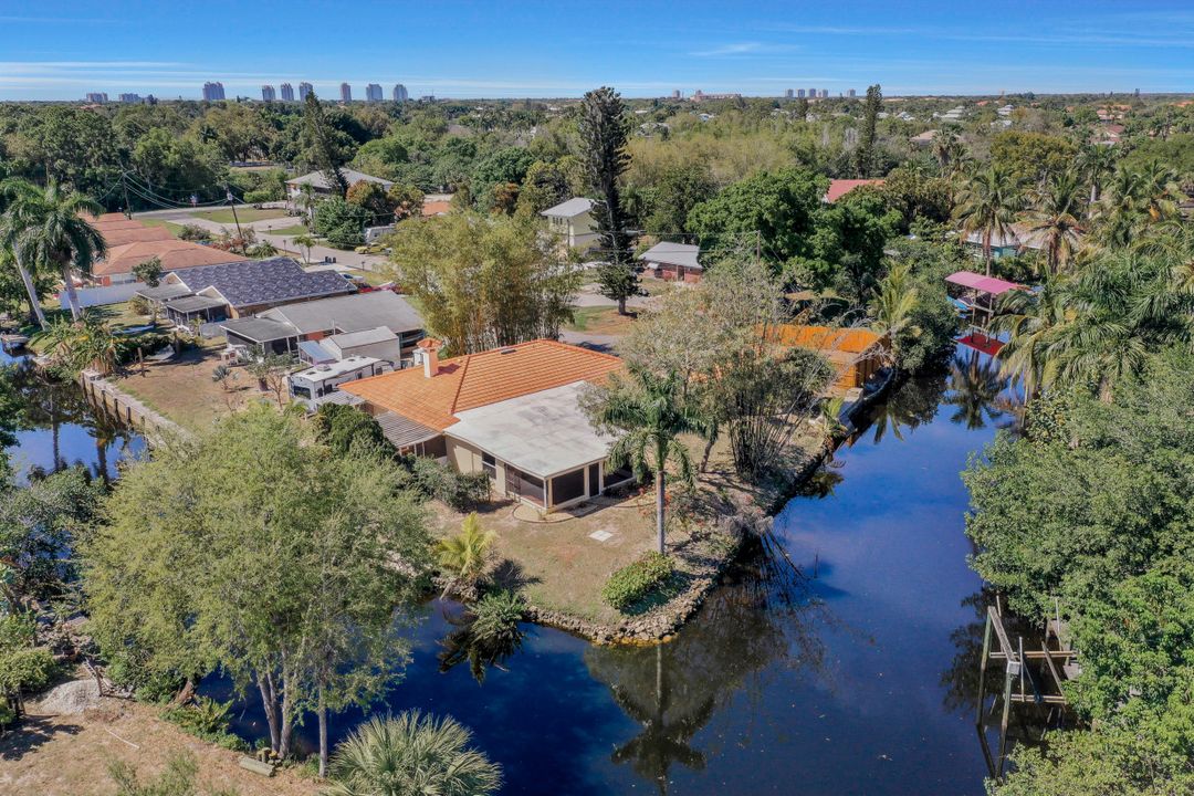 9820 Montana Ct, Bonita Springs, FL 34135