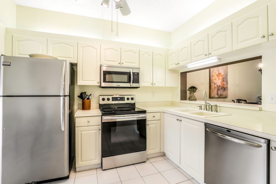 565 Augusta Blvd  #2-4, Naples, FL 34113