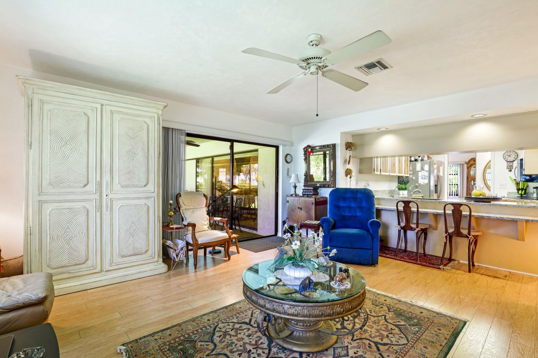 2509 Kings Lake Blvd, Naples, FL 34112