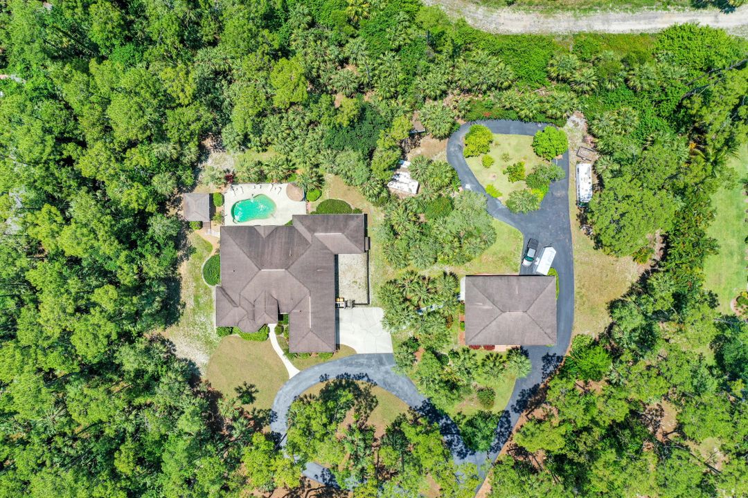 4075 1st Ave SW, Naples, FL 34119