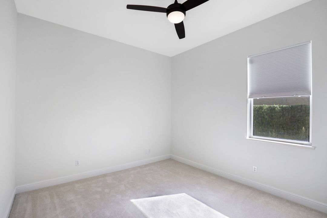 13291 Lazzaro Ct, Estero, FL 33928