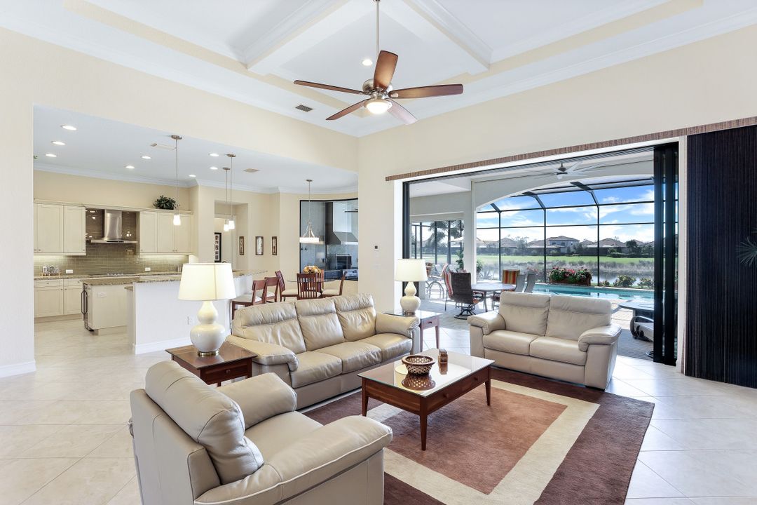 9225 Esplanade Blvd, Naples, FL 34119