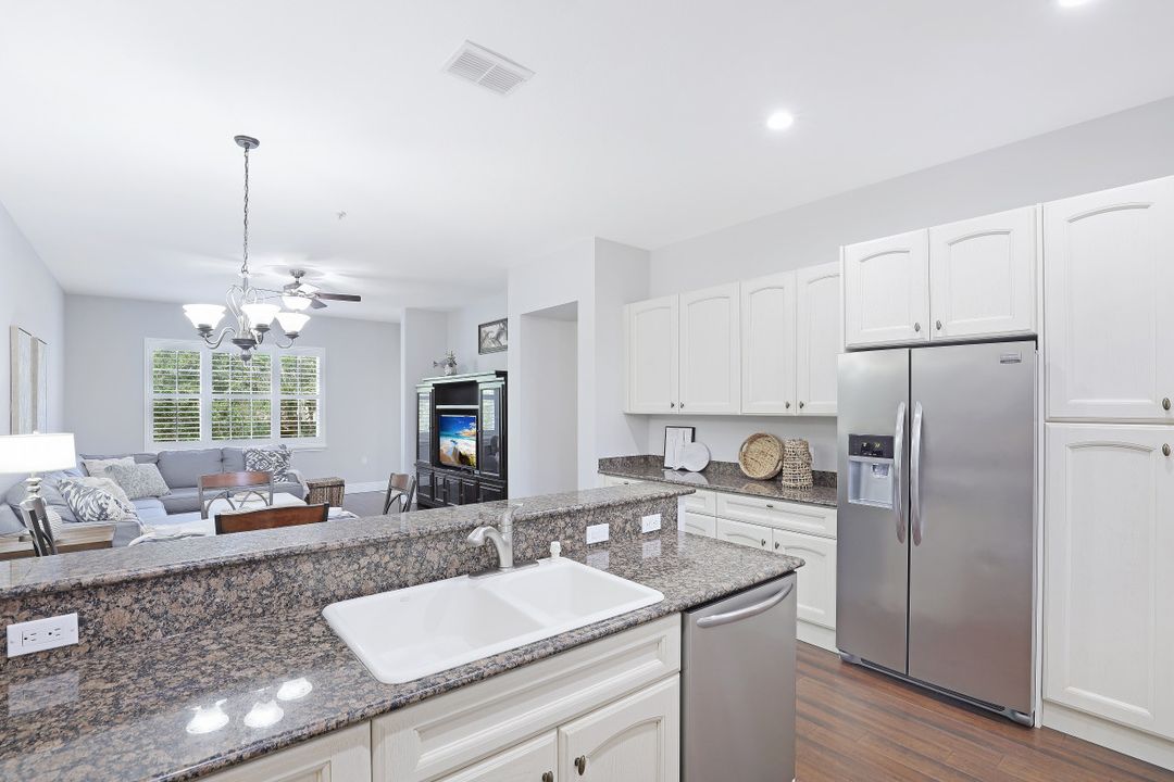 3720 Montreux Ln #203, Naples, FL 34114