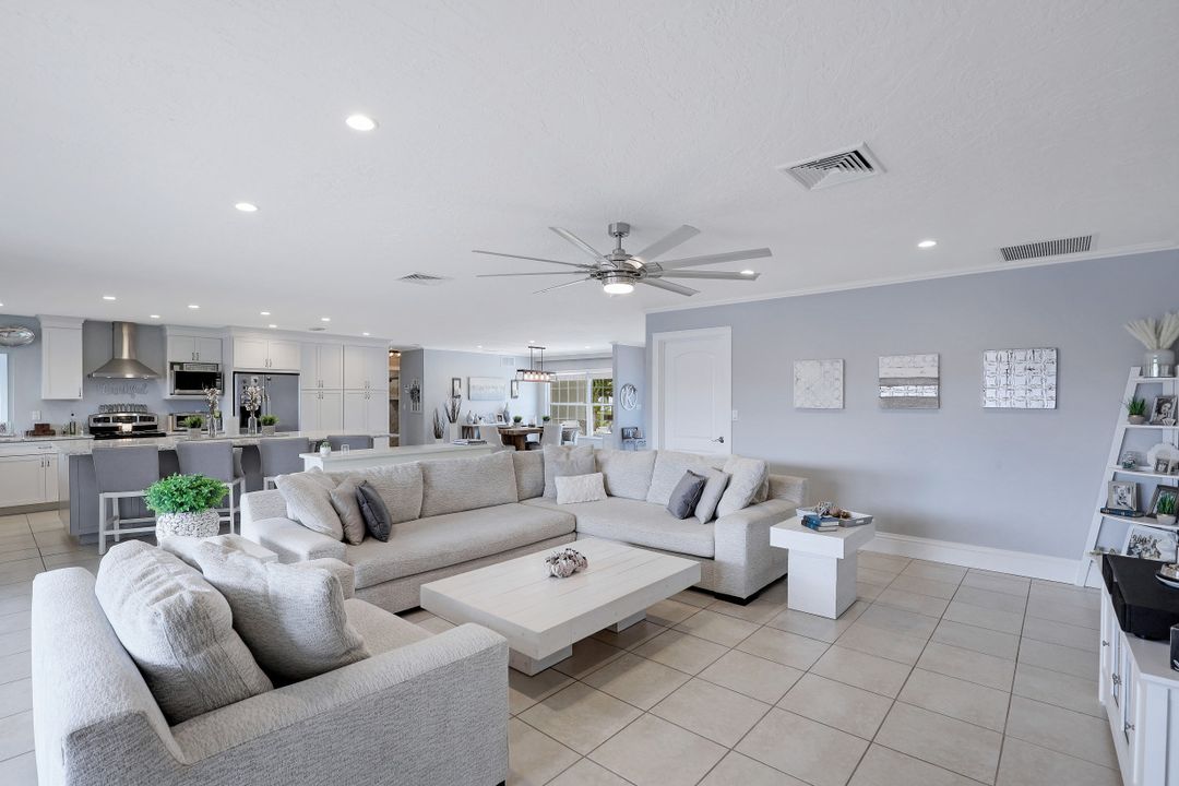 767 Amber Dr, Marco Island, FL 34145