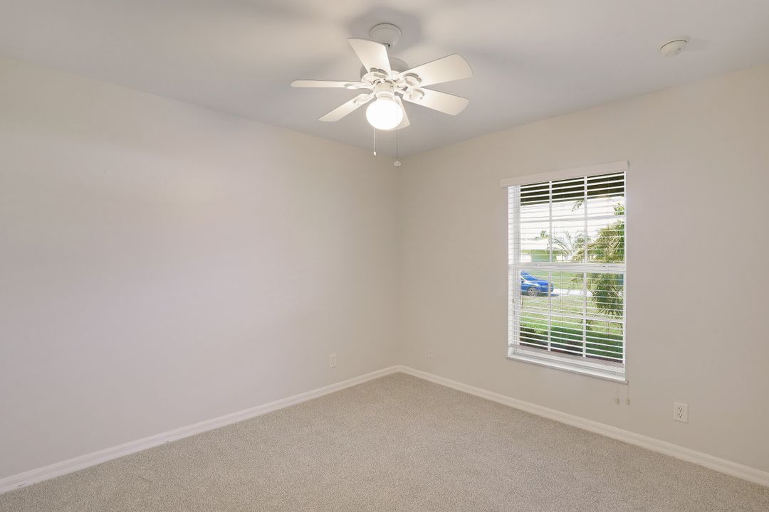 846 SW 31st Terrace, Cape Coral, FL 33914