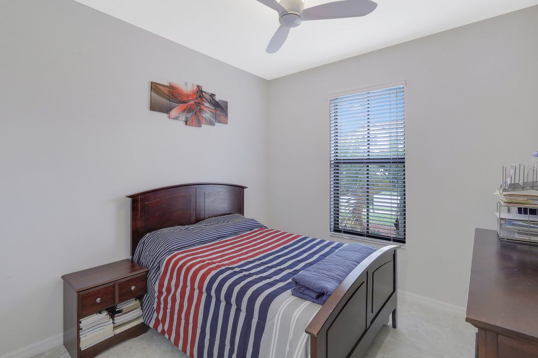 8821 Madrid Cir, Naples, FL 34104