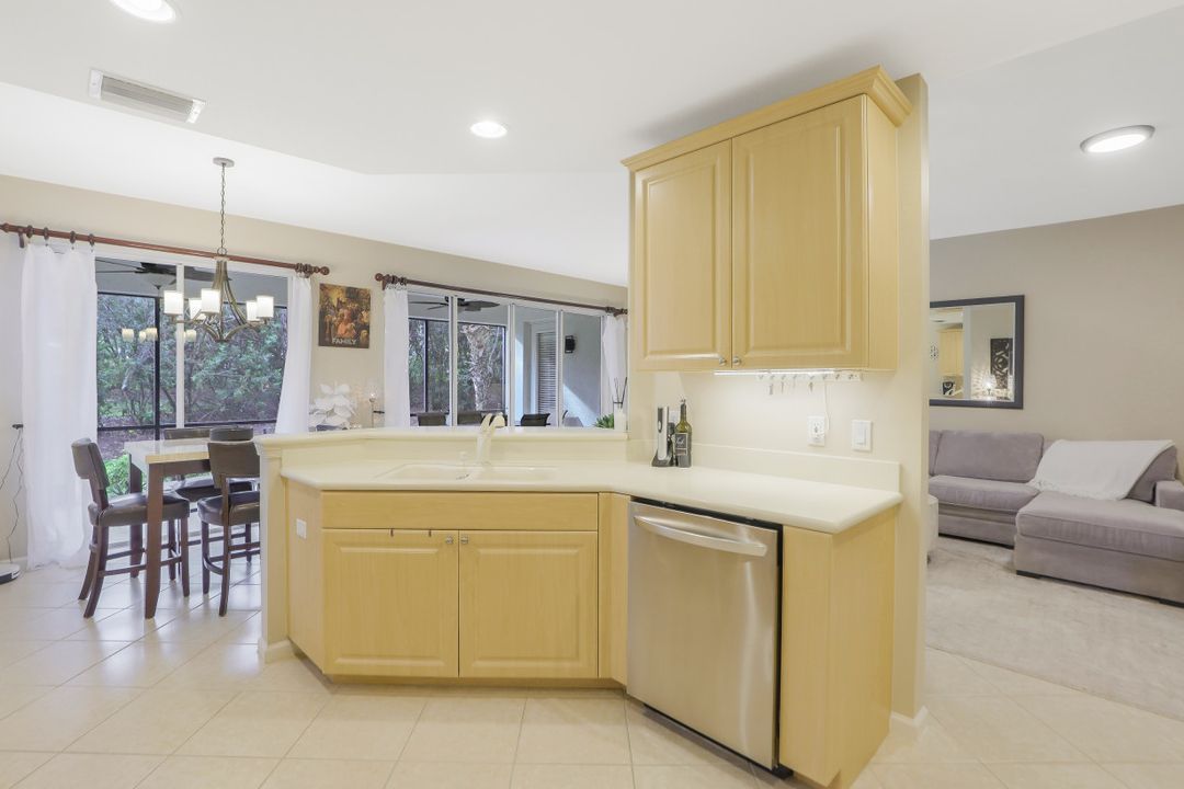 10040 Valiant Ct #101, Fort Myers, FL 33913