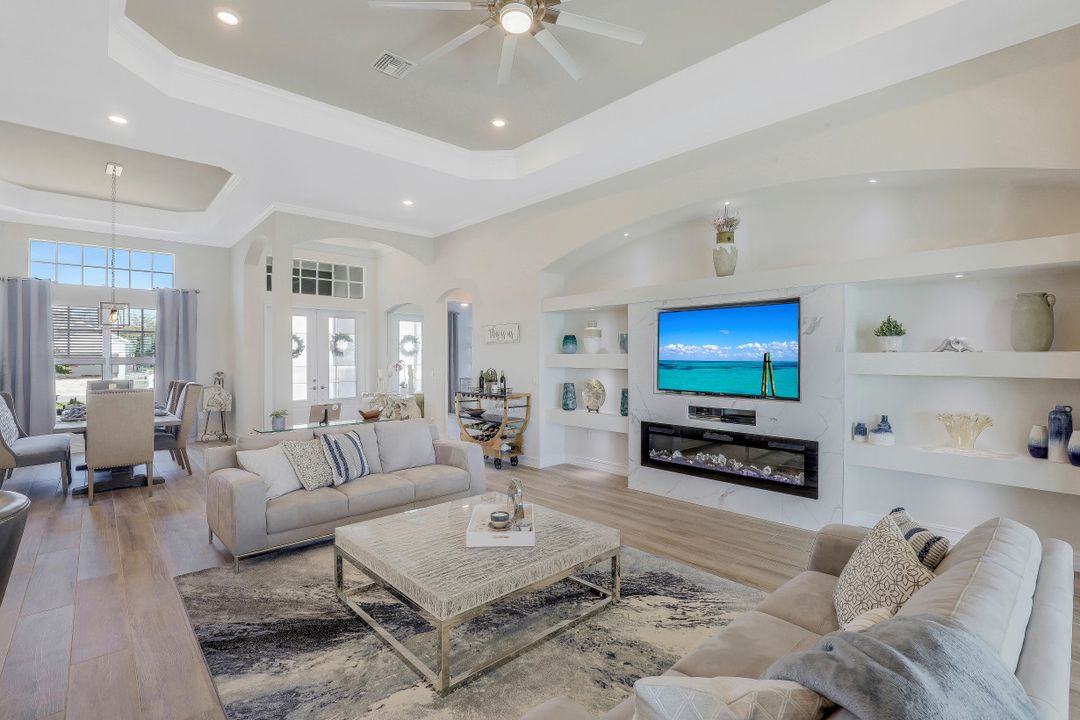 14408 Blue Bay Cir, Miromar Lakes, FL 33913