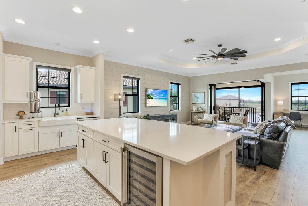 9636 Montelanico Loop #201, Naples, FL 34119