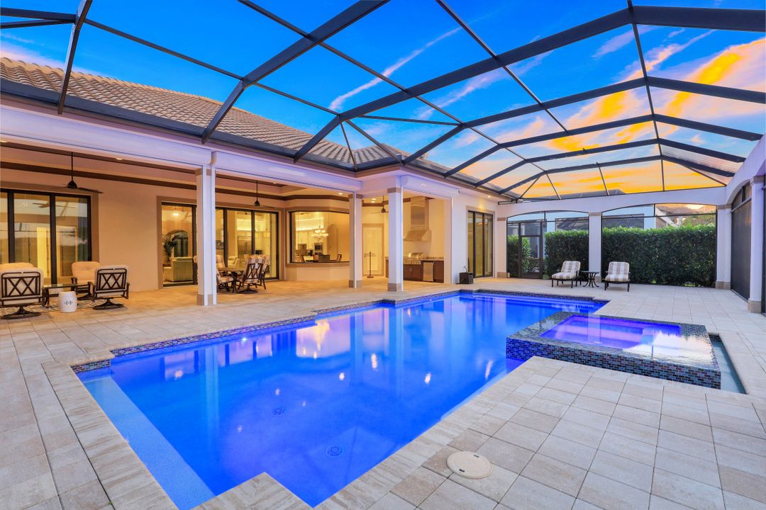 16459 Seneca Way, Naples, FL 34110