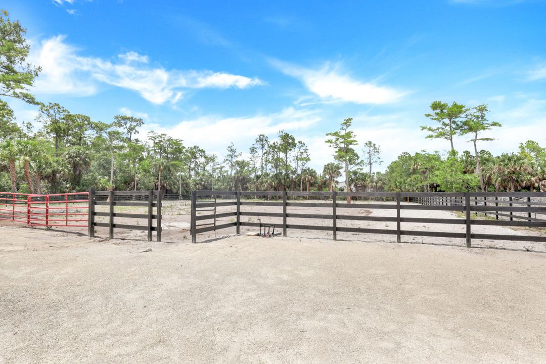 3311 11th Ave SW, Naples, FL 34117