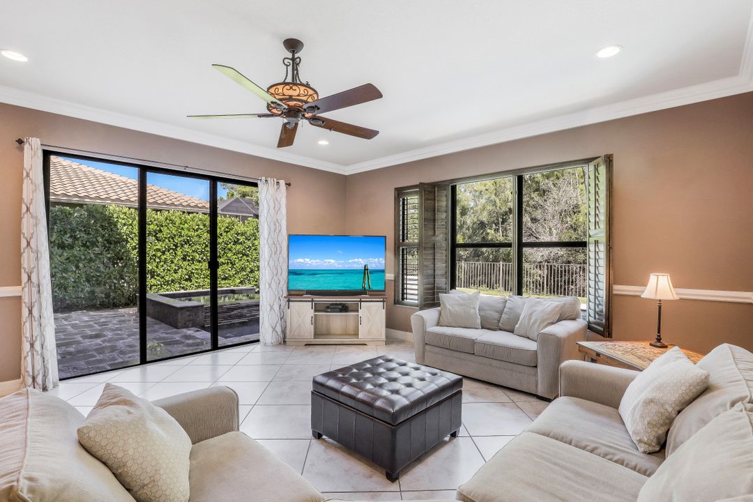 3407 Pacific Dr, Naples, FL 34119