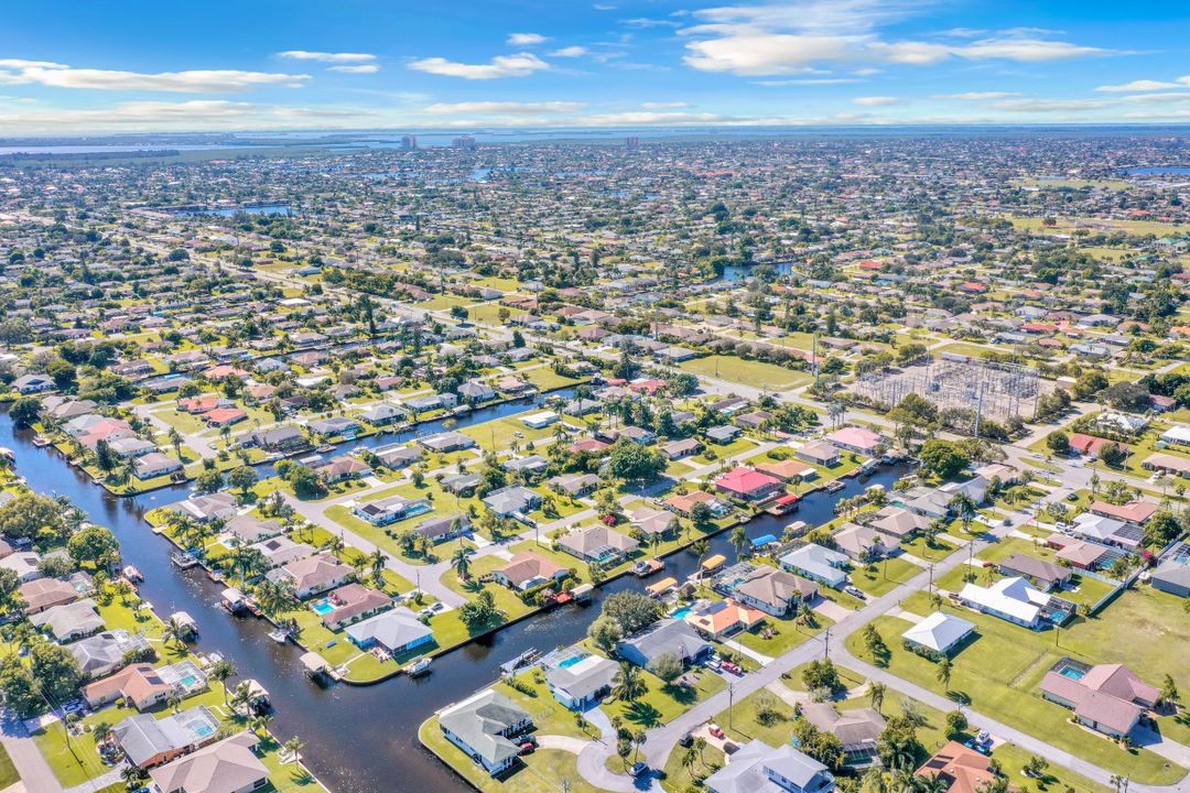 138 SE 40th St, Cape Coral, FL 33904