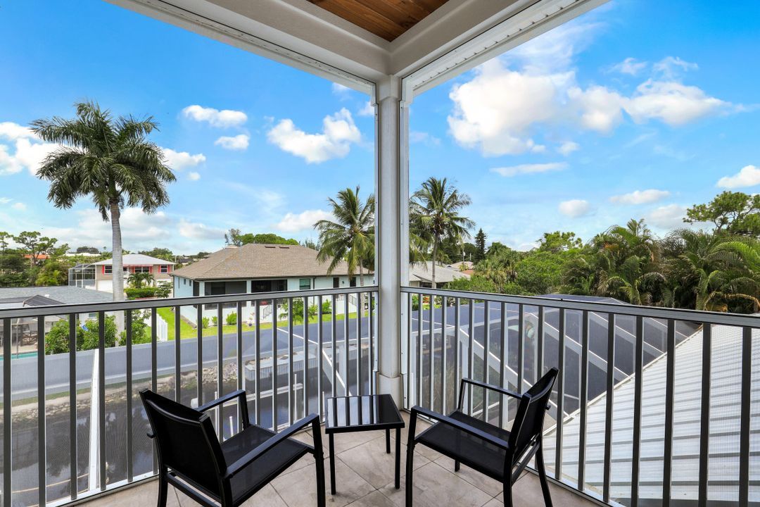 27050 Flamingo Dr, Bonita Springs, FL 34135