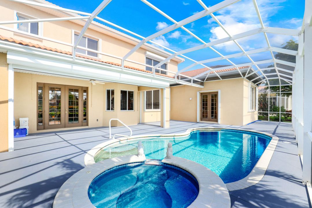 8709 Paseo De Valencia St, Fort Myers, FL 33908