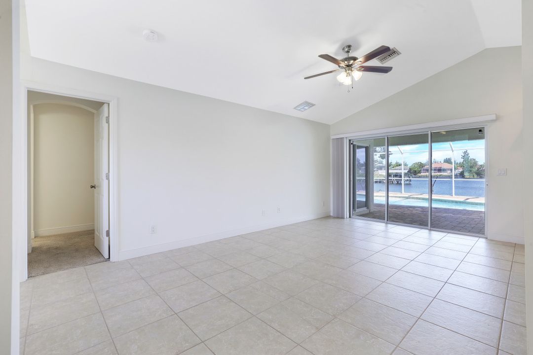 1723 SW 31st Ln, Cape Coral, FL 33914